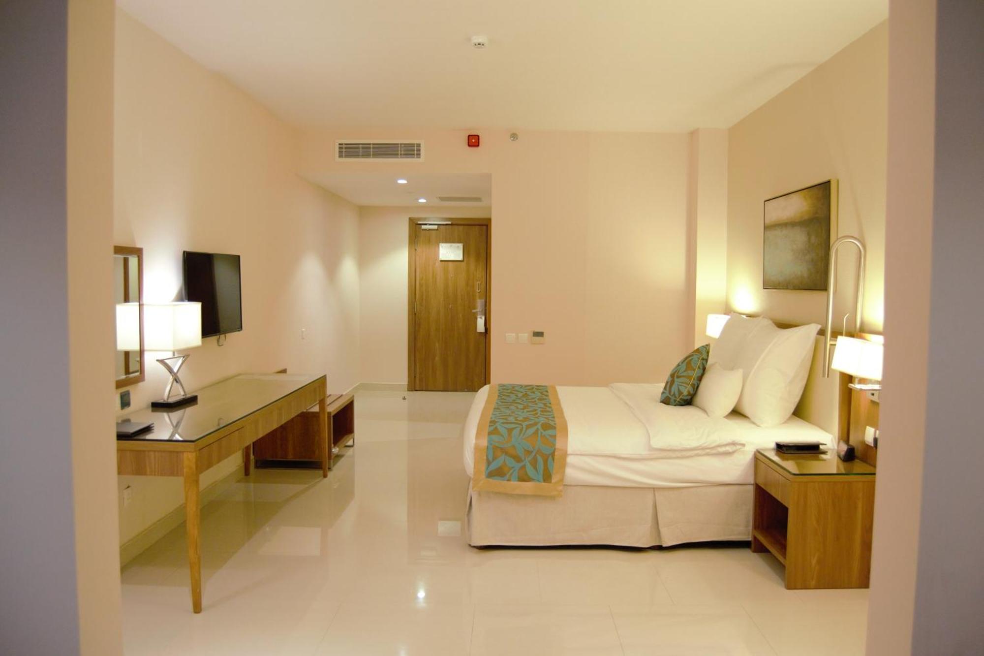 Best Western Plus Buraidah Exterior foto