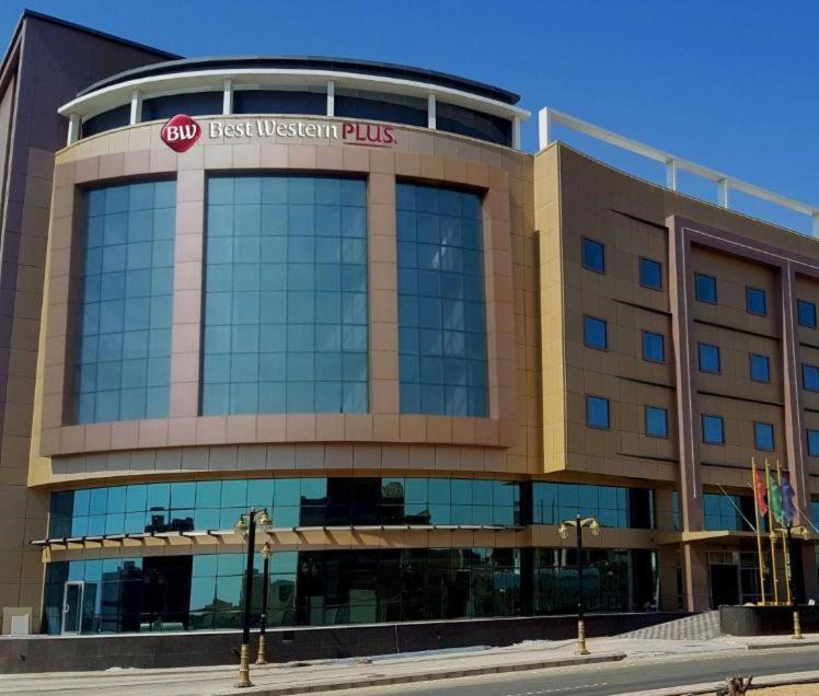 Best Western Plus Buraidah Exterior foto