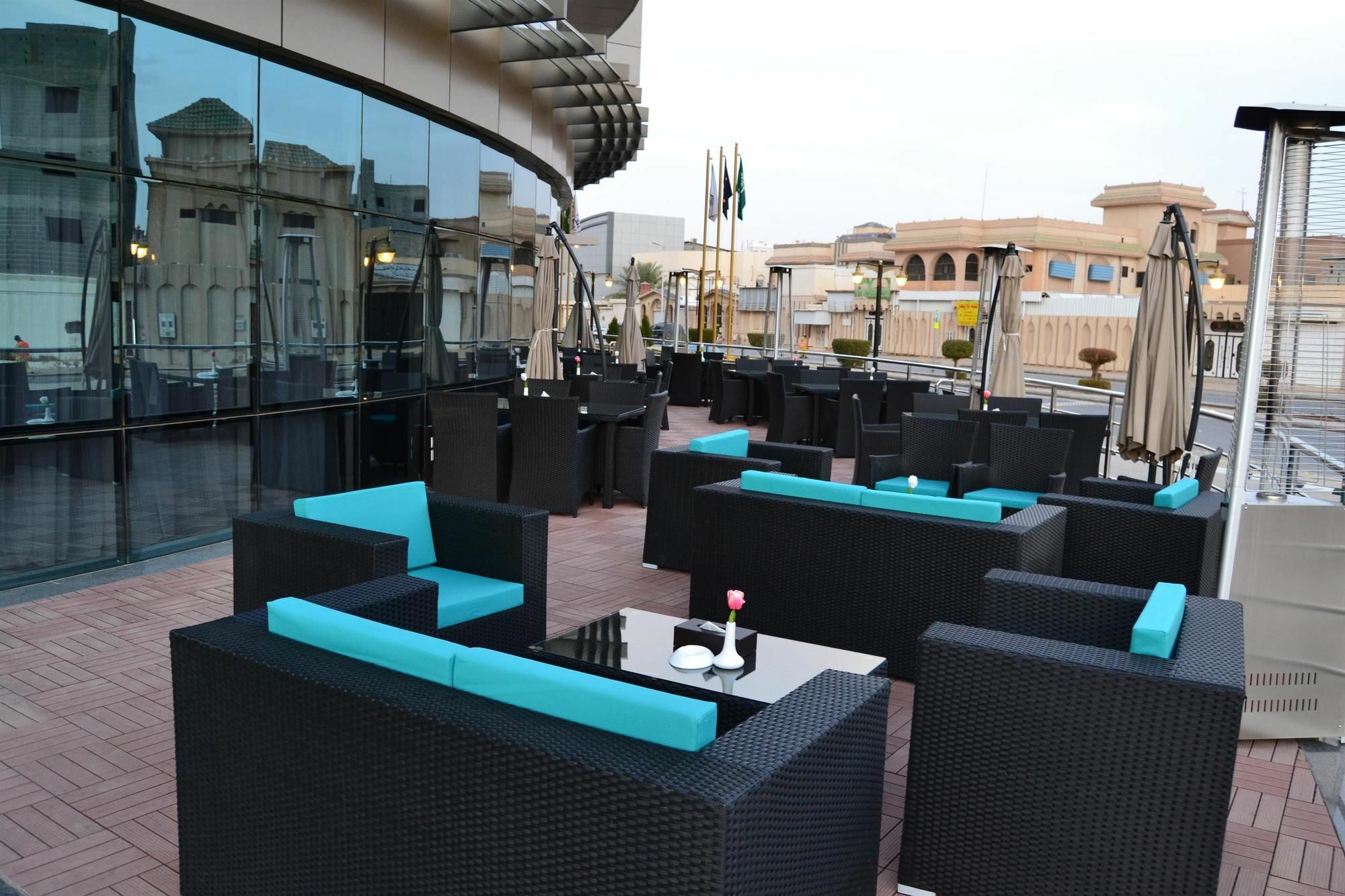 Best Western Plus Buraidah Exterior foto