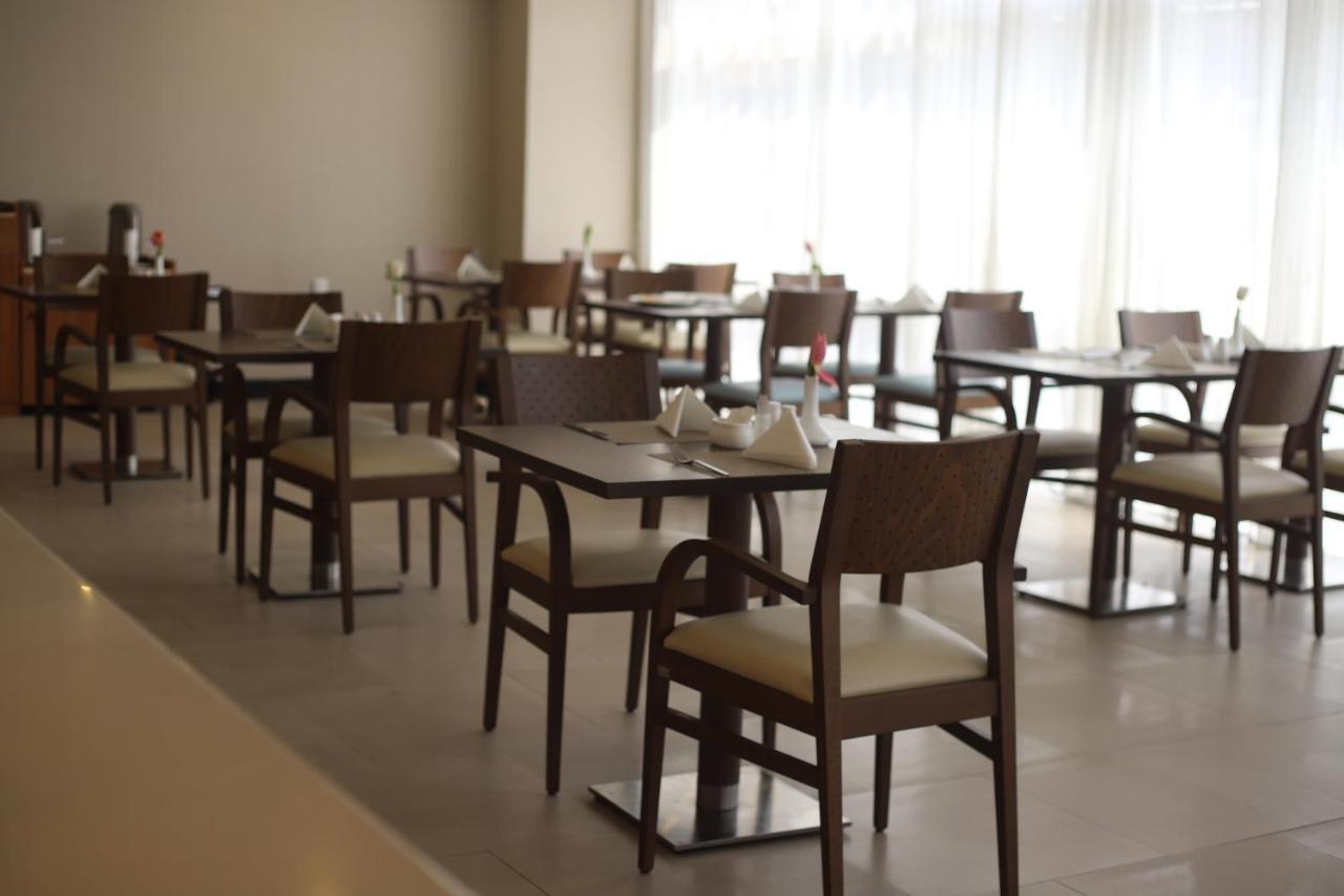 Best Western Plus Buraidah Exterior foto